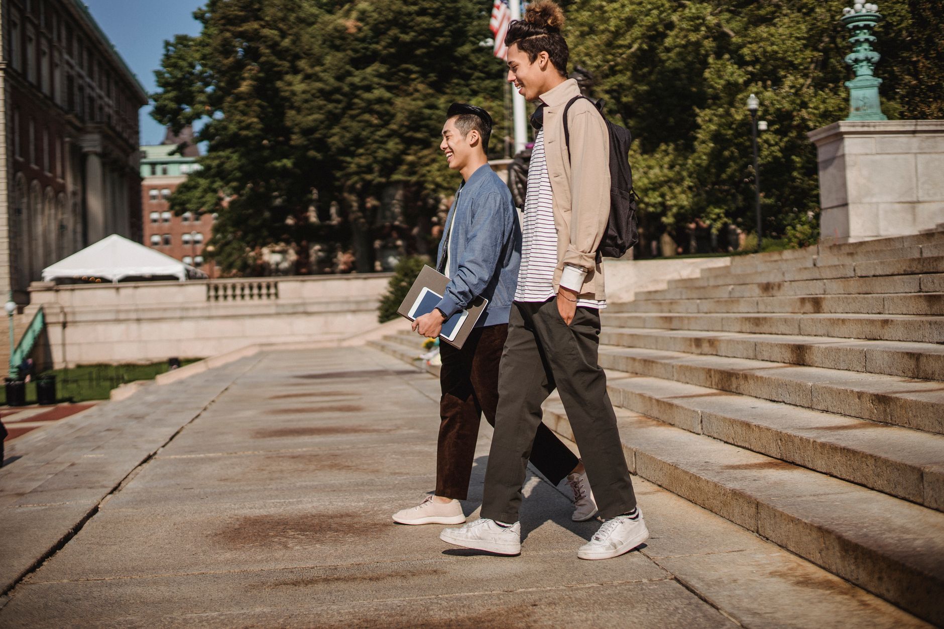 留学服务信息比较场景